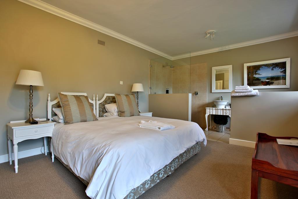 Willow Lodge Rolf Valley Room photo